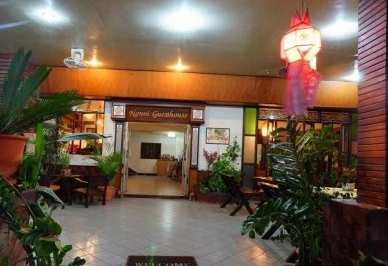 Nonni Guesthouse Чиангмай Экстерьер фото