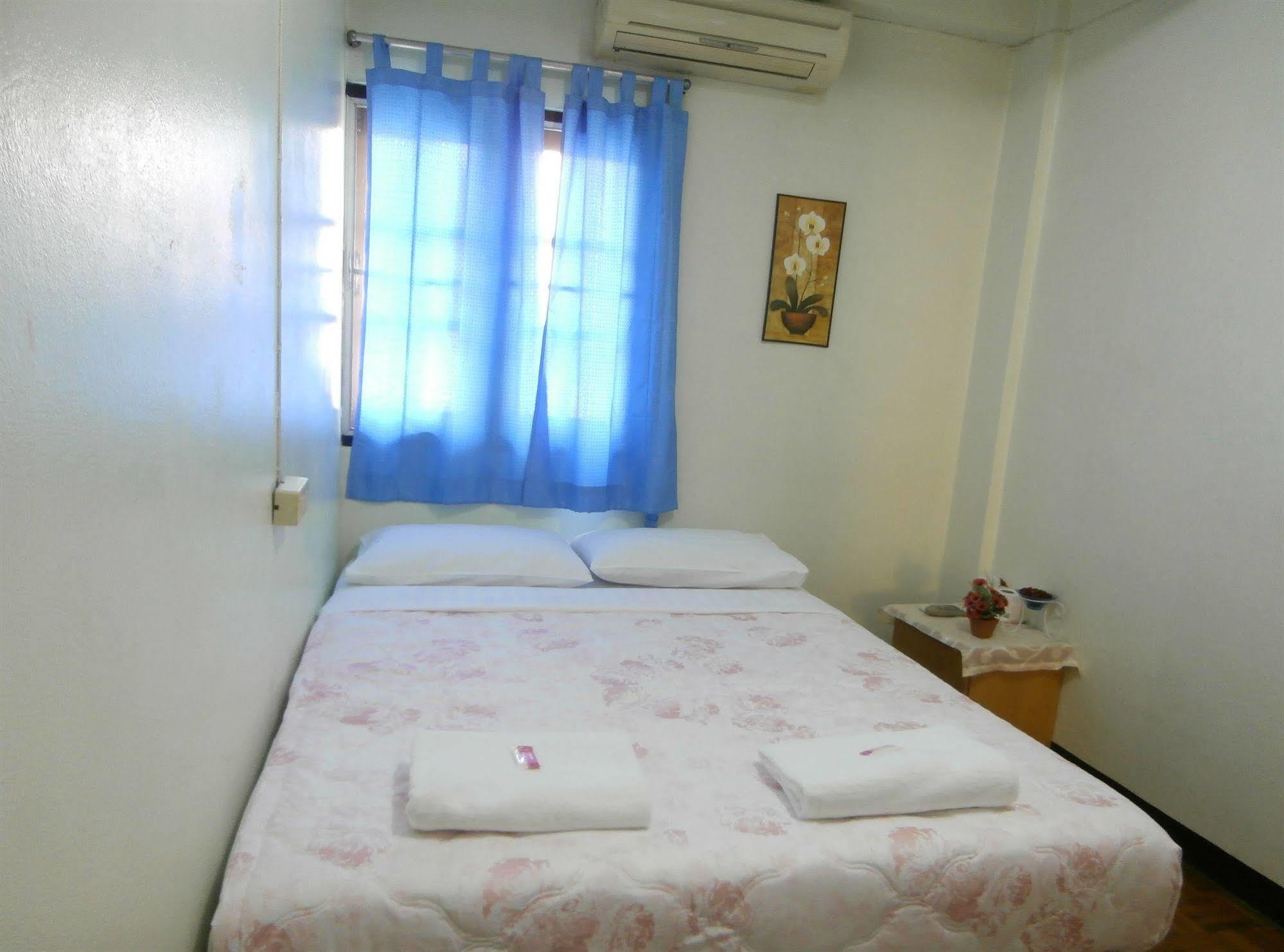 Nonni Guesthouse Чиангмай Экстерьер фото